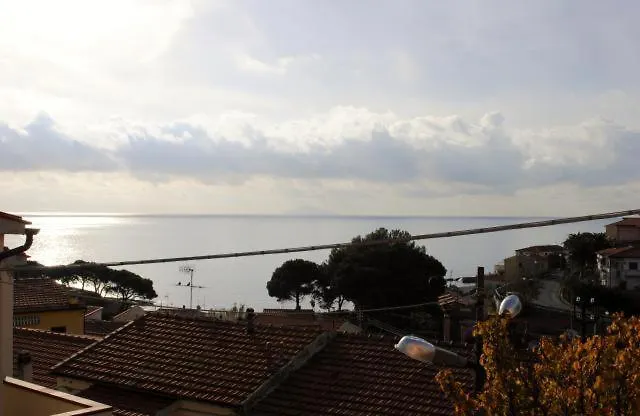 Apartment Appartamento Seccheto Mare