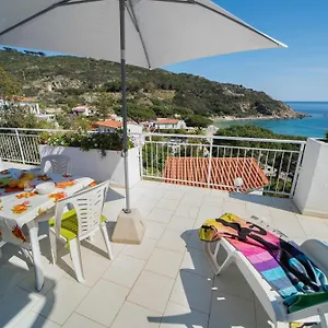 Le Sirene Aparthotel